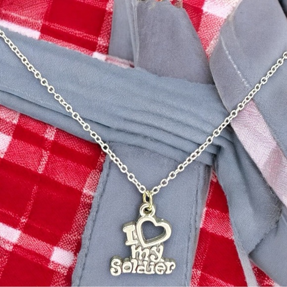 Military Soldier Silver Tone I Love My Soldier With A Heart Necklace Valentine - Picture 5 of 8